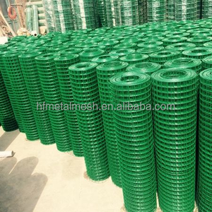 Malla de alambre soldada recubierta de PVC verde para aplicaciones de cercas agrícolas - Product Image 1