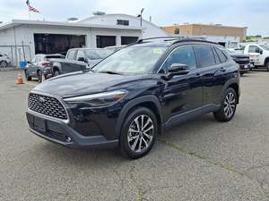 <span class=keywords><strong>Corolla</strong></span> Cross <span class=keywords><strong>XLE</strong></span> AWD SUV <span class=keywords><strong>2023</strong></span> USADO EN BUEN ESTADO con Asientos de Cuero Oscuro, ACC, Volante a la Izquierda, Neumáticos R18, Transmisión Automática - Product Image 2