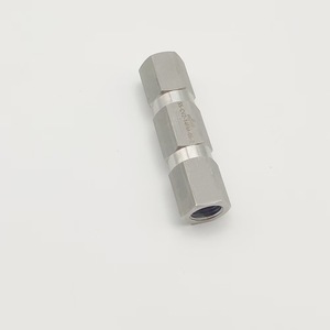 Válvula de Retención Integrada CA1 con Presión Ajustable, Tipo Regulador Manual de Gas, Temperatura Normal 3000 psig - Product Image 3