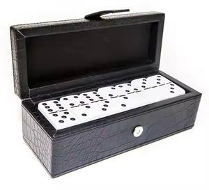 <span class=keywords><strong>Dominos</strong></span> en mélamine orange sur mesure en peau d'alligator Boîte en cuir noir - Product Image 5