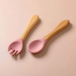 Ensemble d'alimentation pour bébé en silicone |   10 produits de sevrage pour bébés de haute qualité sans bisphénol A - Product Image 3