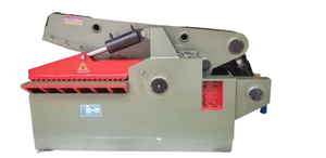 Nueva máquina de cizalla de cocodrilo para <span class=keywords><strong>chatarra</strong></span> de cobre, <span class=keywords><strong>hierro</strong></span>, reciclaje de Metal hidráulico, aleación de aluminio, Motor de núcleo de acero al carbono - Product Image 2