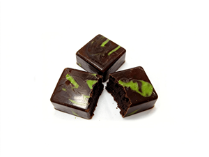 Carrés de chocolat noir à la pistache de Dubaï, en-cas artisanal - Product Image 2