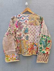 Nuevo abrigo acolchado de algodón hecho a mano para mujer, estilo invierno, con estampado indio, estilo bohemio, regalo para ella. - Product Image 6