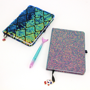 Fournitures de bureau personnalisées <span class=keywords><strong>BTS</strong></span> Couverture à paillettes Cahier de papeterie pour enfants Livre avec marque-page pour étudiant - Product Image 1