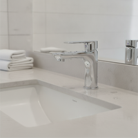 Robinet mitigeur bain de luxe léger finition chrome corps en cuivre pour eau chaude et froide