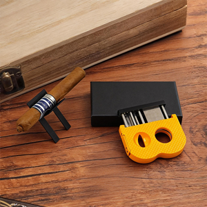 Couteau à cigares de luxe trois-en-un à lame tranchante, coupe-cigares guillotine, perforateur à cigares en V, double lame, cadeau pour homme - Product Image 1