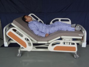 Cama Hospitalaria Manual Plegable Económica para <span class=keywords><strong>Cuidado</strong></span> en el Hogar, Geriátrica y para Discapacitados, con Tres Funciones para UCI - Product Image 6