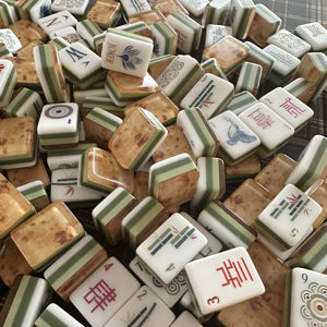 Oferta Especial: <span class=keywords><strong>Juego</strong></span> de Mahjong Americano de 179 Fichas Acrílicas de Cuatro Capas con Diseño de Tigre, Fichas de Mahjong para Noches de <span class=keywords><strong>Juego</strong></span> - Product Image 4