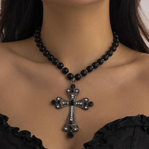 Collier en perles pour femmes en gros, chaîne à maillons épais <span class=keywords><strong>de</strong></span> style gothique, pendentif en forme <span class=keywords><strong>de</strong></span> grande croix vintage punk religieuse en alliage, bijoux gothiques - Product Image 3