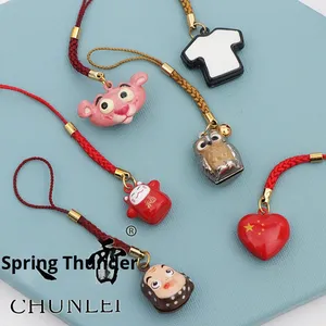 Lindo colgante de campana de dibujos animados japoneses con cordón, accesorios de campana pequeña, colgante de teléfono, llave, Correa antipérdida, aleación de Zinc ecológica - Product Image 3