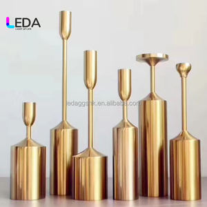 LEDA Juego de 6 Portavelas de Metal Dorado de Lujo para Decoración de Mesa de Boda - Product Image 4