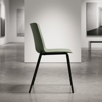 Chaise nordique en polypropylène empilable, ergonomique et minimaliste, avec dossier renforcé à nervures croisées, pour îlot de cuisine, bureau à domicile ou salle d'étude