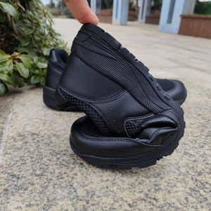 รองเท้าผ้าตาข่ายสำหรับผู้ชาย 15 Skin King พื้นยาง รองเท้ากีฬาแบบส้นเตี้ย สำหรับออกกำลังกายและเล่นกีฬา - Product Image 2