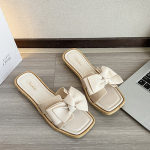 Chaussons d'hiver pour femmes et hommes, taille universelle, antidérapants, doux et chauds, chaussures d'intérieur pour l'hiver - Product Image 2