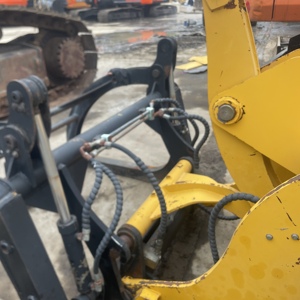 Chargeuse sur pneus CAT 910M d'occasion, chargeuse sur pneus compacte de 9 tonnes, matériel de construction Caterpillar - Product Image 3