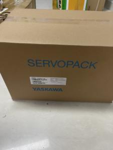 Servoaccionamiento Yaskawa 100% Nuevo y Original, Servopack SGDV-550A11A - Product Image 1