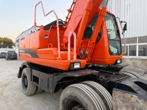 Excavatrice sur chenilles d'occasion Doosan DH210W-7, 20 tonnes, modèle 2023, 90 % neuve, composants essentiels certifiés, pour rapport 0,5m - Product Image 6