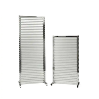Présentoir Slatwall avec crochets pour chaussettes vêtements chapeau magasin affichage Double face panneau perforé support de sol avec plateau amovible