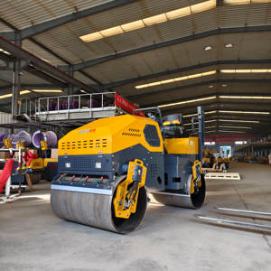 Rullo vibratorio <span class=keywords><strong>Bomag</strong></span> 3 Ton ad alte prestazioni - Product Image 2