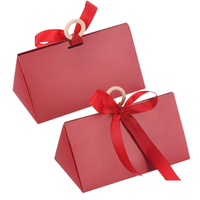 Boîte en carton de luxe personnalisée avec logo, forme triangulaire, pour bonbons de mariage, chocolats, avec ruban doré et nœud, pour cadeaux de fête