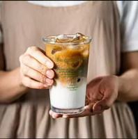 Nouveau style, vente chaude, tasse à café glacé personnalisée, vente en gros, verre transparent, tasse à eau, impression de lettres, tasses à lait, jus
