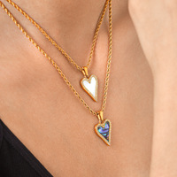 Collier Pendentif Cœur Élégant KITI en Coquillage Naturel Incrusté, Plaqué Or 18K, Acier Inoxydable, Cadeau Bijou
