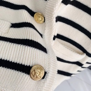 Mùa Thu Pháp Lỏng Ngắn Cardigan Vòng Cổ Vàng Nút Tương phản Sọc Dệt Kim Của Phụ Nữ Cardigan 9778 # - Product Image 6