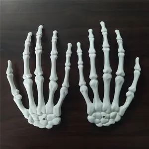 Decorazioni di Halloween scheletro puntelli a mano in plastica protesi ossa della mano casa stregata accessori per la festa dei vampiri