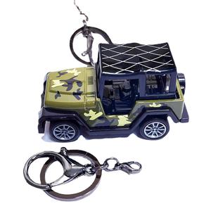 Mode dessin animé Camouflage voiture porte-clés sac d'école pendentif hommes voiture porte-clés créatif jouet personnalité voiture porte-clés - Product Image 4