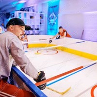 Personnalisation intérieure, dôme géant de hockey, aire de jeux intérieure commerciale, construction métallique pour événements publics, location, interactif
