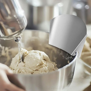 Accessoire de bec verseur en acier inoxydable pour les accessoires de décharge inclinables KitchenAid - Product Image 1