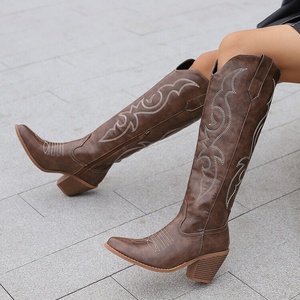 Vente en gros d'usine de <span class=keywords><strong>bottes</strong></span> de cow-boy western en <span class=keywords><strong>cuir</strong></span> fabriquées à la main pour femmes - Product Image 3