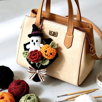 Maßgefertigter Handgemachter Polyester-Häkel-Halloween-Kürbis-Geister-Rosenstrauß Bestseller für Feiertags-Heimtischdekoration