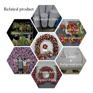 Decoración de Fondo para Boda con Flores Artificiales Modernas de Seda Suave Realista en Color Borgoña y Verde, con Rosas y Hortensias - Product Image 5