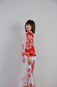 Jianyunchang Haute Couture Cheongsam/Qipao |   Design Floreale Stampato Bianco e Rosso |   Modelli di taglio su carta della cultura immateriale cinese | - Product Image 2