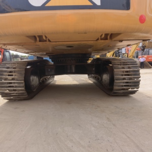 รถขุด CAT 330D มือสอง ผ่านการทดสอบอย่างสมบูรณ์ พร้อมการแพ็คเกจอย่างปลอดภัย และระบบยึดติดที่มั่นคง เหมาะสำหรับโครงการพัฒนาโครงสร้างพื้นฐานในเมือง - Product Image 2