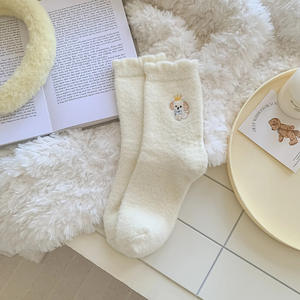 <span class=keywords><strong>Calcetines</strong></span> Largos de <span class=keywords><strong>Lana</strong></span> Australiana para Mujer, Otoño Invierno, Nuevos, Gruesos, Cálidos, con Bordado de Perrito, Venta al por Mayor - Product Image 6