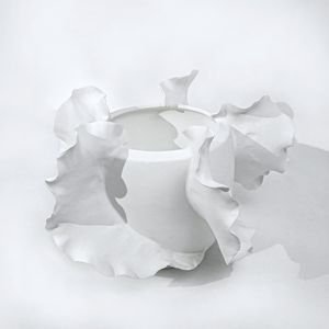 Jarrones de Cerámica Hechos a Mano de Estilo Moderno, Jarrón con Diseño de Volantes para Decoración del Hogar - Product Image 4