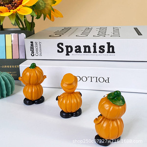 Estatua Decorativa de Resina de Hombre Calabaza de Halloween, Adorno Artesanal para Escritorio Interior, Regalo - Product Image 1