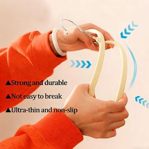 <span class=keywords><strong>Cintres</strong></span> en velours floqués pour costumes et vêtements, <span class=keywords><strong>fins</strong></span> et peu encombrants, avec rotation à 360°, vente en gros °   Crochet pivotant - Product Image 4