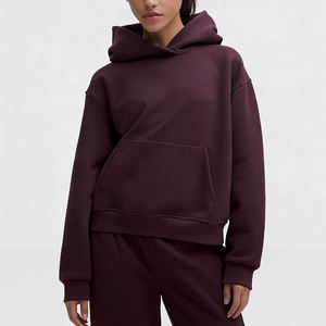 Sweat-shirt à capuche oversize pour femme en molleton 450 g/m² en mélange de coton avec intérieur brossé et poignets côtelés, style streetwear décontracté et tenue de sport - Product Image 1