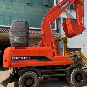 Machines à performance stable Excavatrice DH210W-7 d'occasion Doosan Excavatrice hydraulique à DH210W-7 roues Doosan en vente - Product Image 1