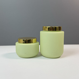 Flacone Vuoto in HDPE Verde <span class=keywords><strong>per</strong></span> Olio <span class=keywords><strong>per</strong></span> Capelli e Lozione Corpo 200ml 300ml 8oz 10oz, Confezione Cosmetica <span class=keywords><strong>di</strong></span> Lusso, Bottiglie in Plastica <span class=keywords><strong>per</strong></span> Tonico con Tappo Rotondo - Product Image 5