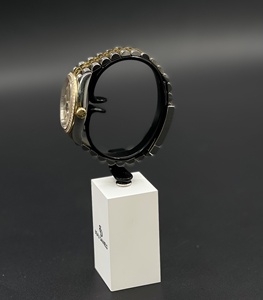 Base de cubo sólido transparente personalizada de fábrica, soporte para reloj con anillo en C, soporte acrílico de 50mm de espesor, uso minorista hecho para Material PP - Product Image 2