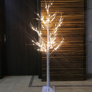 <span class=keywords><strong>HOMCOM</strong></span> Arbre <span class=keywords><strong>de</strong></span> <span class=keywords><strong>Noël</strong></span> Lumineux sur Pied à LED Blanc Chaud, 96 LED, Utilisation Intérieure, 180 cm, Décoration <span class=keywords><strong>de</strong></span> <span class=keywords><strong>Noël</strong></span> pour Chambre et Maison - Product Image 5