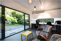 Maison préfabriquée de luxe en conteneur de 20 pieds, structure hybride acier/bois, pour Airbnb, usage polyvalent - pour appartements, villas