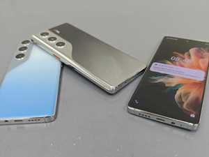 Vente chaude de haute qualité Camon 40 Pro 5G smartphone 16GB + 1TB stockage écran 7.3 pouces déverrouiller Android 14 double carte Deca Core - Product Image 3