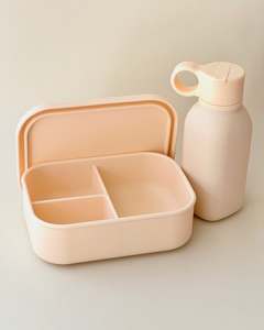 Lonchera Bento de Silicona de Alta Capacidad con Tres Compartimentos, Apta para Alimentos, Libre de BPA, con Tapa Apta para Microondas - Product Image 4