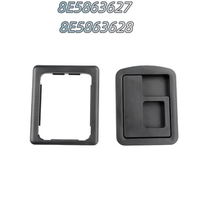 8E5863627 8E5863628 Rivestimento Vano Bagagli Maniglia Portellone Posteriore per <span class=keywords><strong>Audi</strong></span> A3 <span class=keywords><strong>A4</strong></span> B7 B8 <span class=keywords><strong>Avant</strong></span> A5 A6 C6 C7 A8 S3 S4 S5 S6 RS4 Ricambi Auto - Product Image 1
